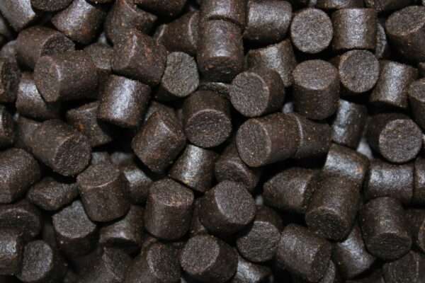 pellets black hallibut 900gr pro elite baits