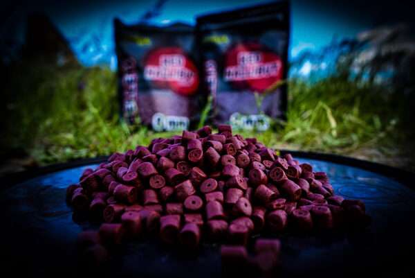 pellets red hallibut perforado 900gr proelite baits