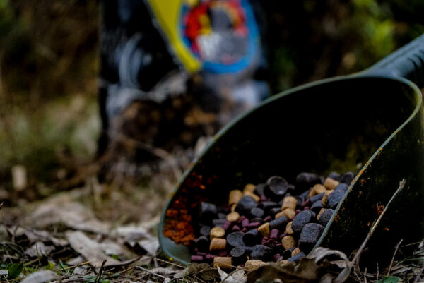 mix boom pellets 3kg pro elite baits