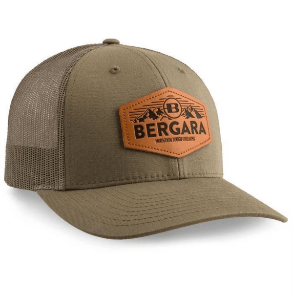 gorra-bergara-yukon-con-parche-de-cuero-verde
