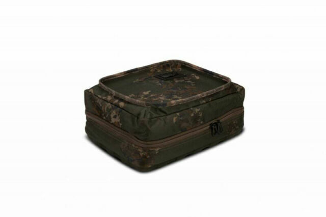 Bolso Subterfuge Work Box XL de Nash. Gran capacidad, bandeja magnética y base impermeable. Ideal para terminal tackle. En laveronicapescaycaza.