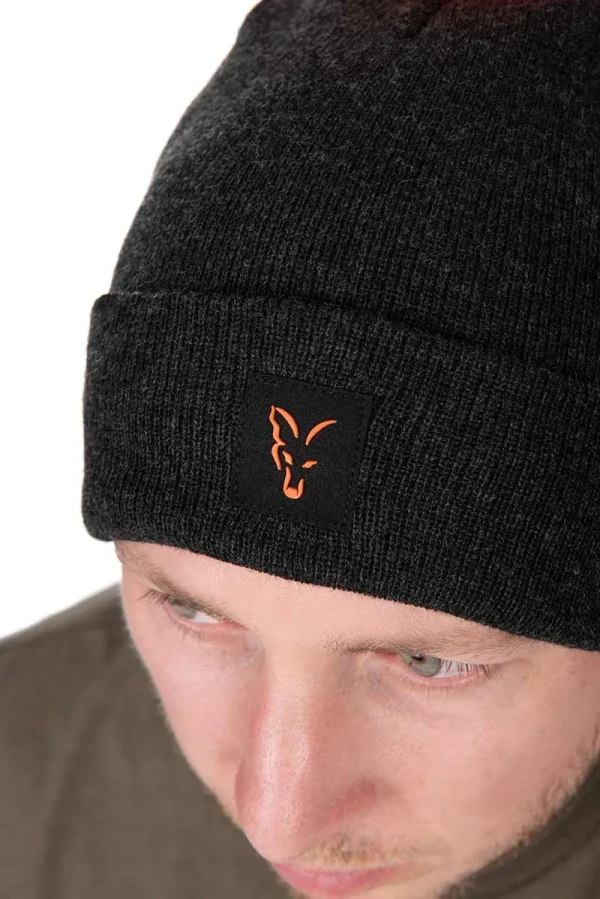 gorro fox negro naranja pesca